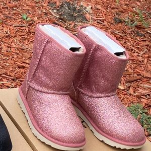 BRAND NEW IN THE BOX UGGS